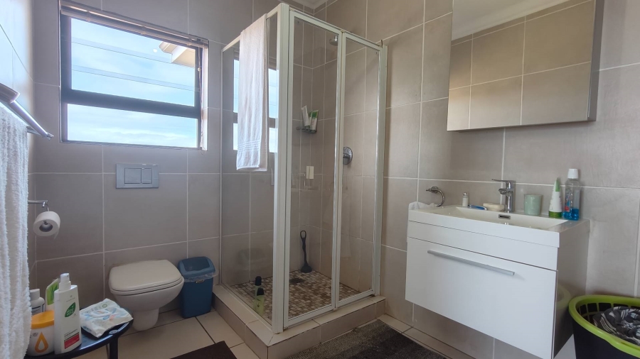 4 Bedroom Property for Sale in Island View Western Cape